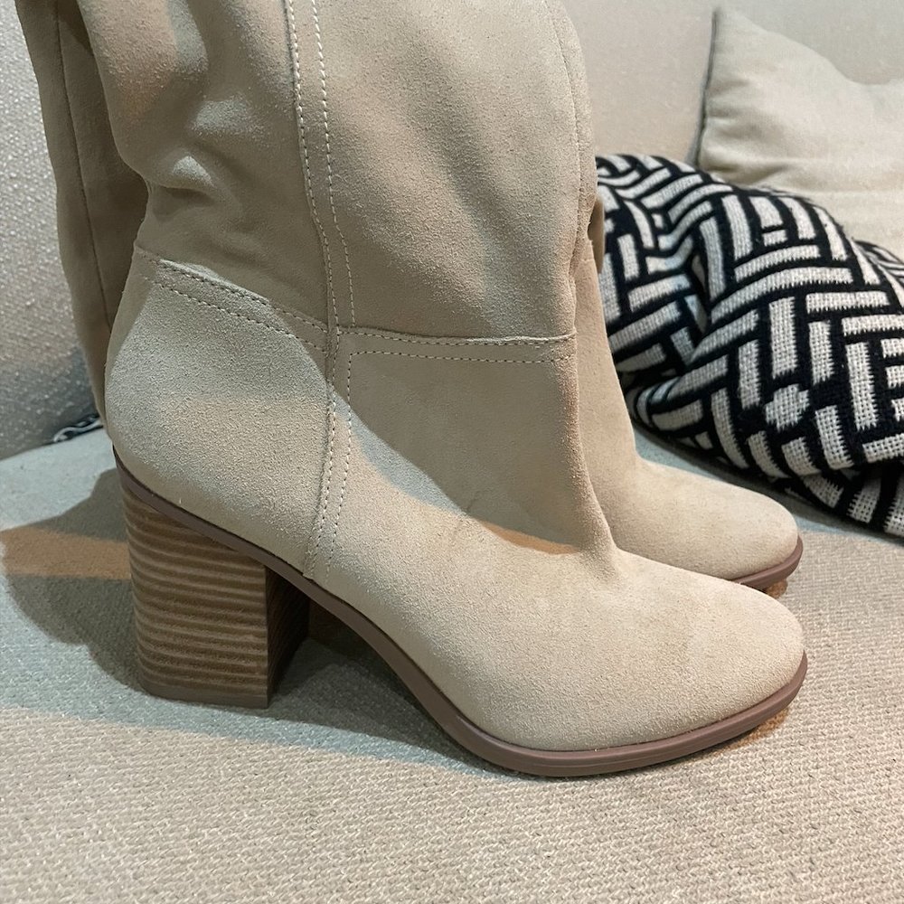 Naturalizer Kyrie Nude Tall Boots 7 Wide